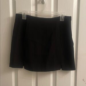 Boohoo Black Mini Skirt with Side Slits